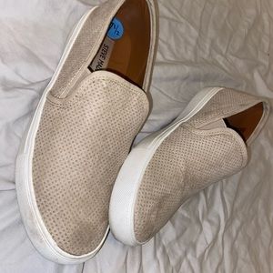 steve madden flats/ loafers
